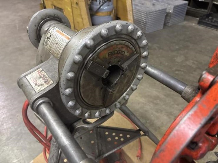 ridgid-300-pipe-threader-image-5