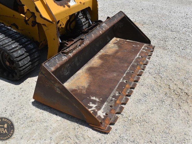 2018-caterpillar-257d-image-9
