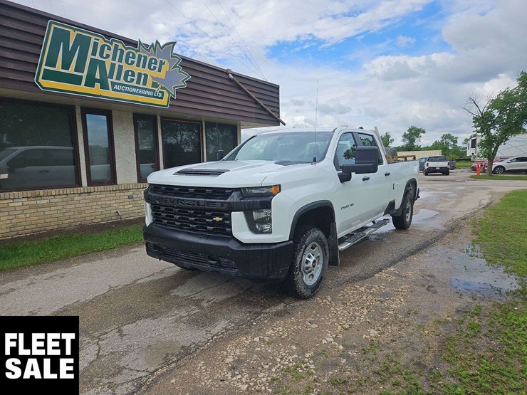 2020-chevrolet-silverado-2500hd-image-1