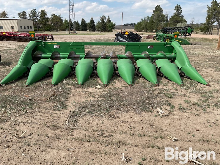 john-deere-608c-image-2