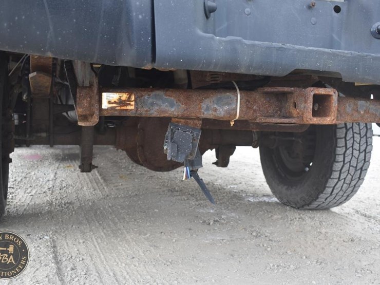 2009-ford-f350-image-16