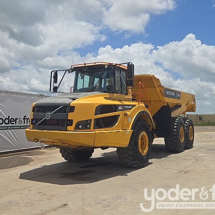 2021 VOLVO A25G