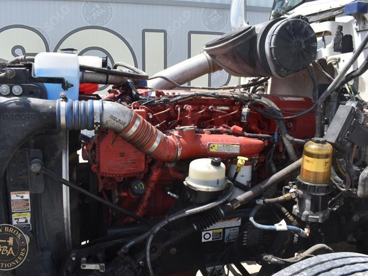 2012-peterbilt-386-image-27
