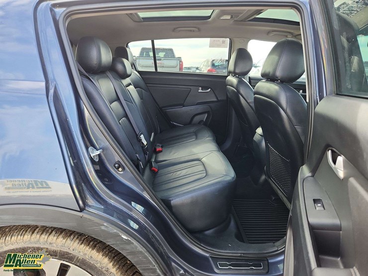 2012-kia-sportage-image-19
