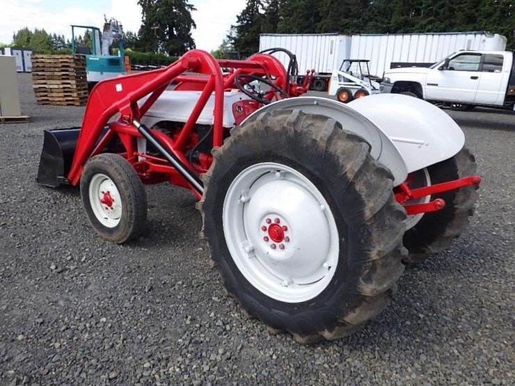 ford-tractor-image-7