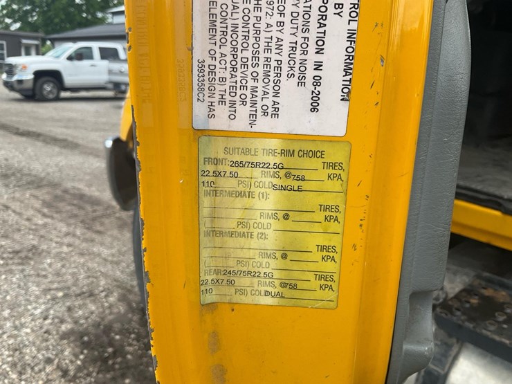 2007-international-durastar-4300-image-35