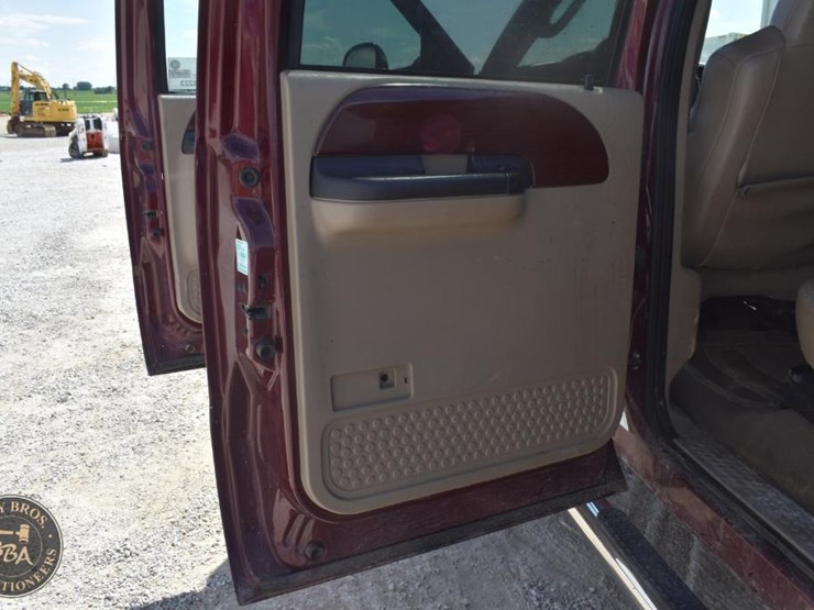 2006-ford-f250-lariat-image-29