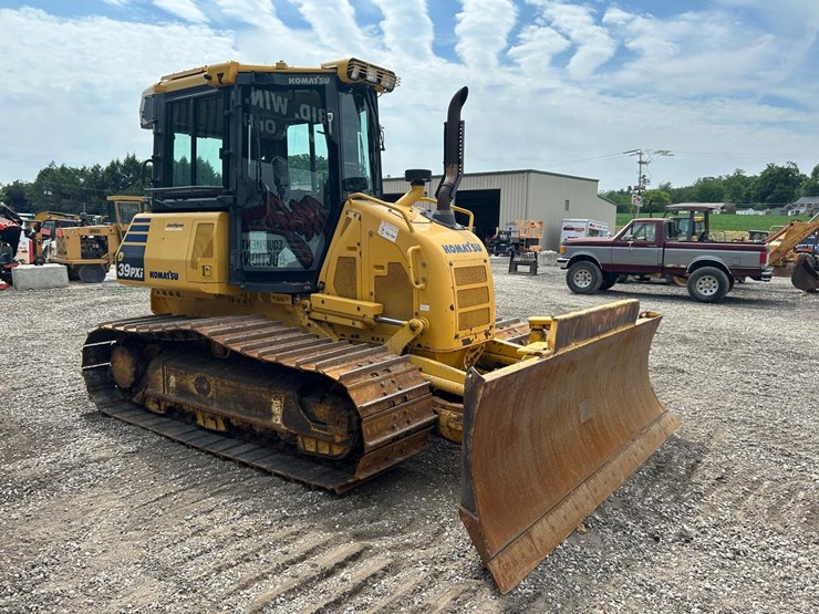 2016-komatsu-d39pxi-24-image-6