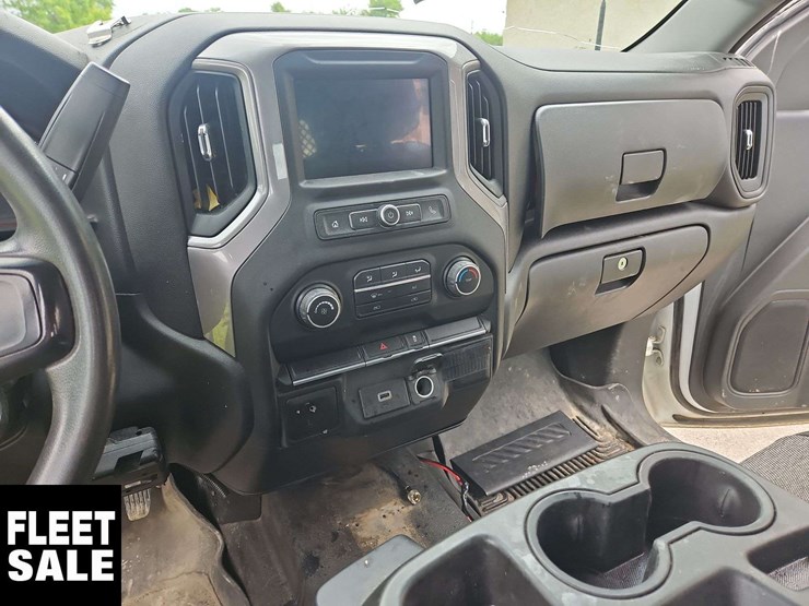 2020-chevrolet-silverado-2500hd-image-21