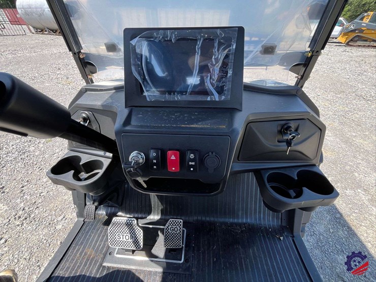 unused-2026-ce-sdlc80-golf-cart-image-24