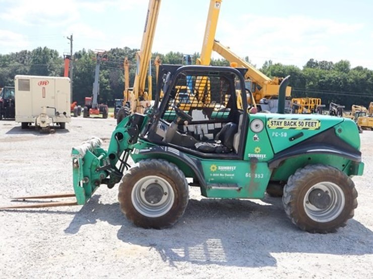 2014-jcb-520-50-image-2