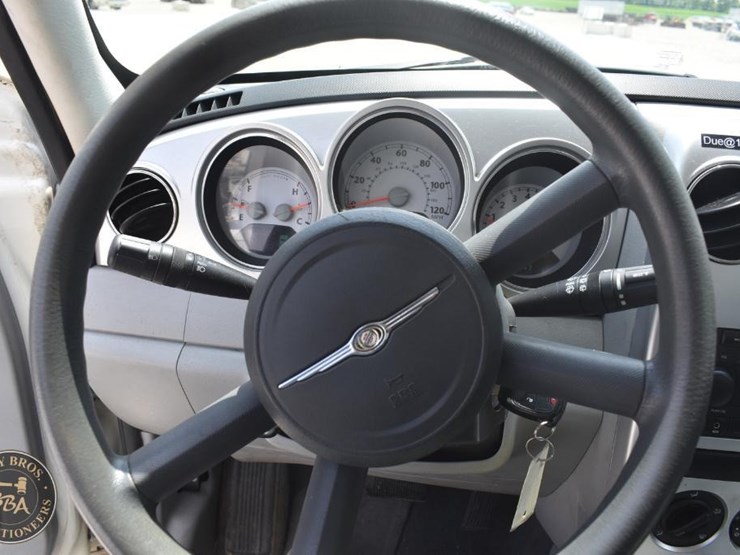 2007-chrysler-pt-cruiser-image-19