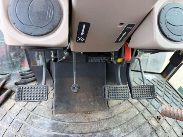 kubota-m7060d-image-24