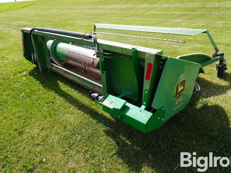 john-deere-212-image-5