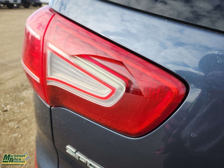 2012-kia-sportage-image-38