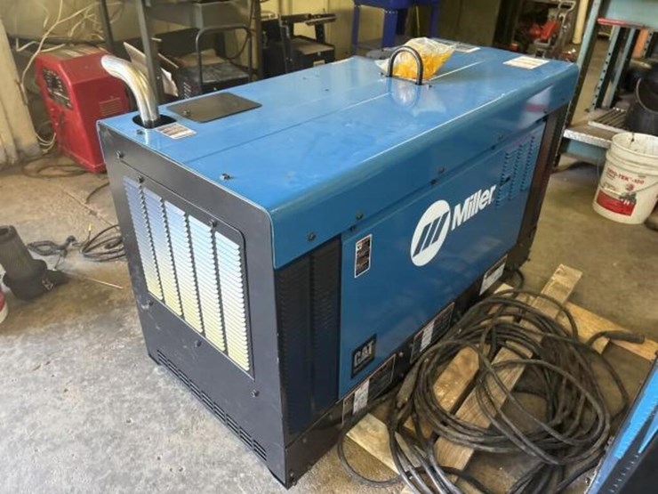 big-blue-400-pro-dc-welding-generator-image-3