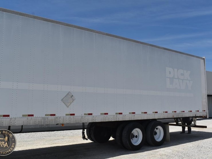 2001-strick-trailer-image-4