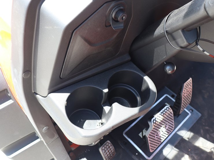 #112-•-6-seater-electric-golf-cart-image-17