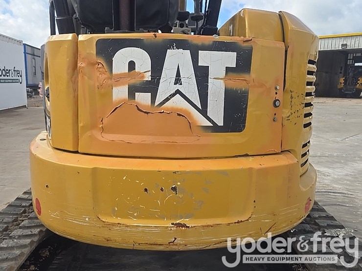 2016-cat-304e2-image-36