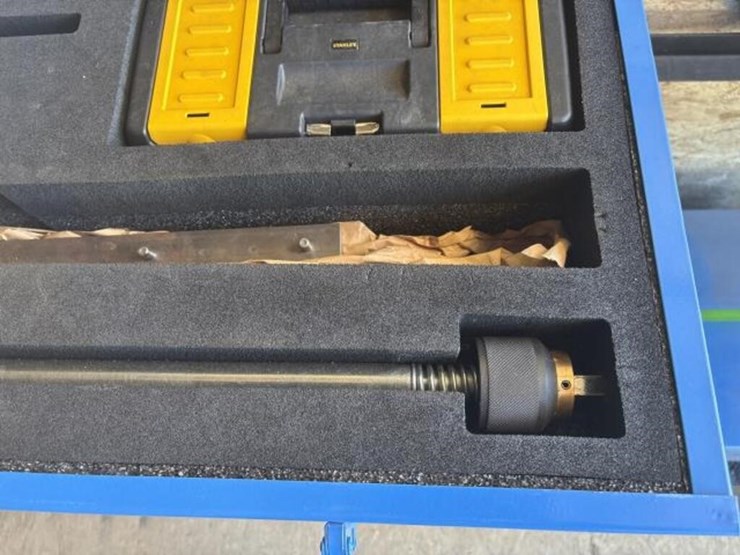 mueller-4–6in-gas-line-tapping-&-stopping-trailer-image-30