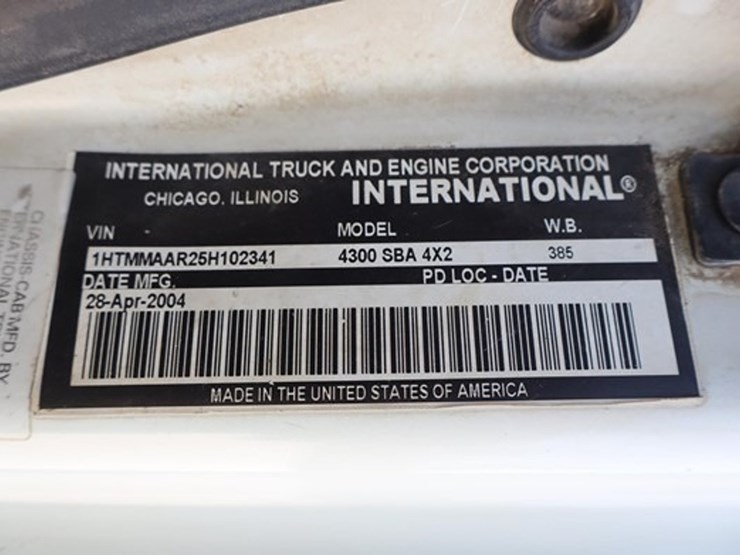 2005-international-durastar-4300-image-19