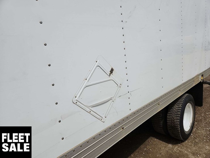 2012-ford-e450-image-25