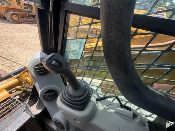 caterpillar-289c2-image-51