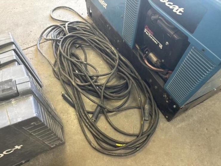 miller-bobcat-225-image-11