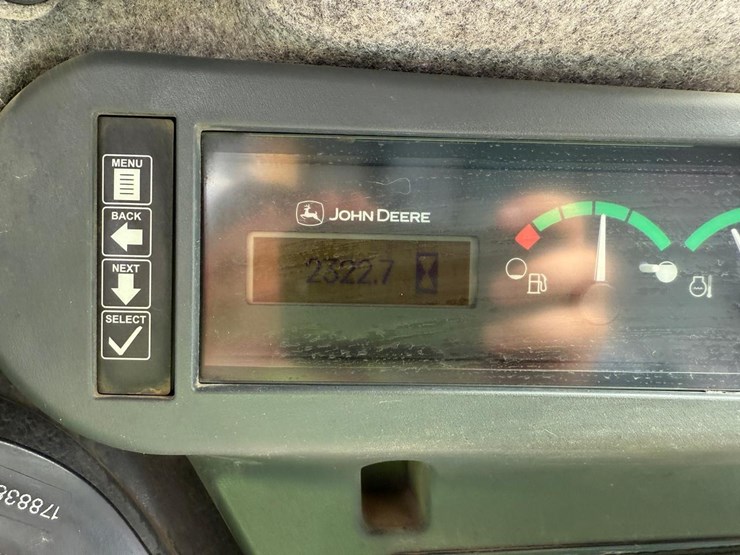 2023-deere-333g-image-24