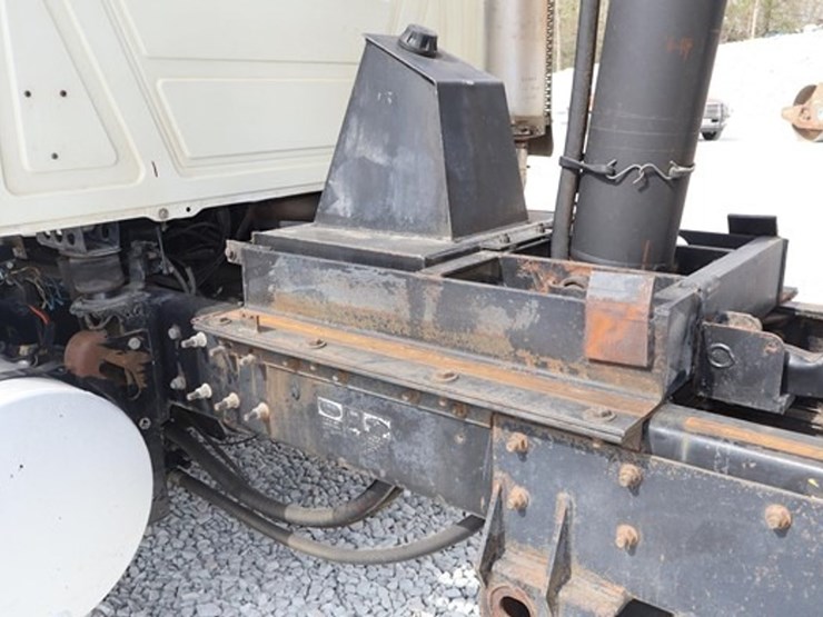 #521-•-2007-mack-cv713-tandem-axle-dump-truck-image-31