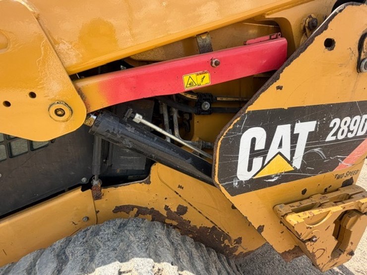 caterpillar-289d-image-12