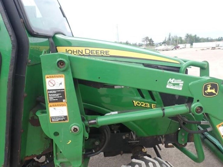 2011-john-deere-1023e-image-18
