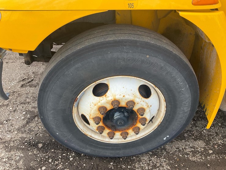 2007-international-durastar-4300-image-13