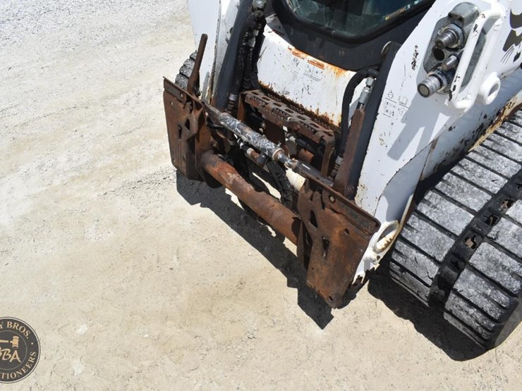 2019-bobcat-t595-image-22