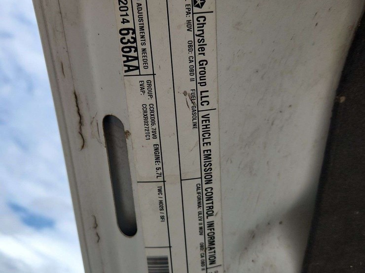 2012-dodge-2500-image-23