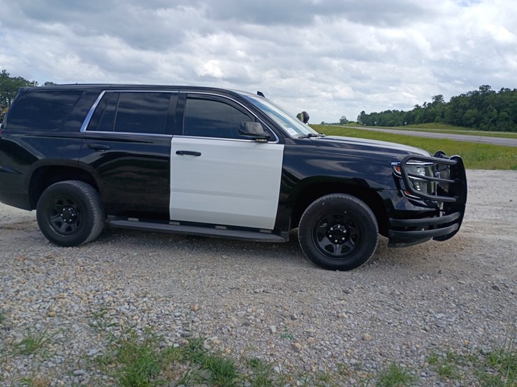 2018-chevrolet-tahoe-image-11