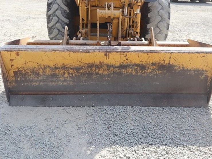 2005-deere-210le-image-24
