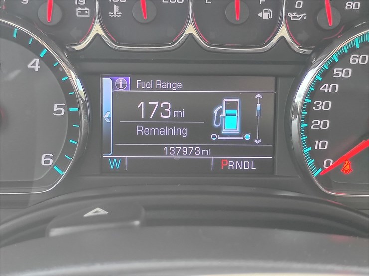 2018-chevrolet-tahoe-image-50