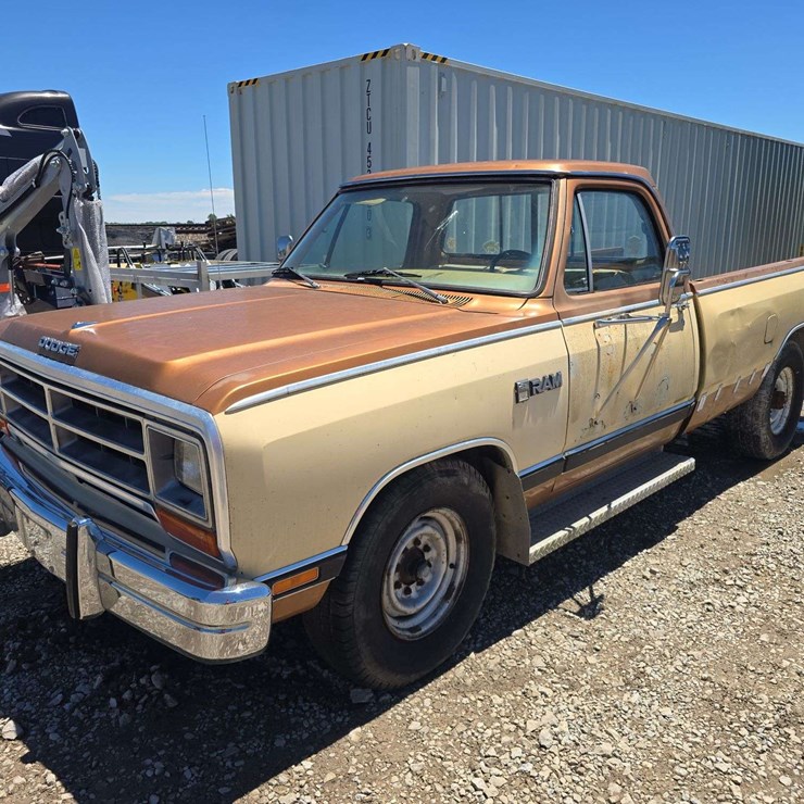 1985 DODGE RAM 250