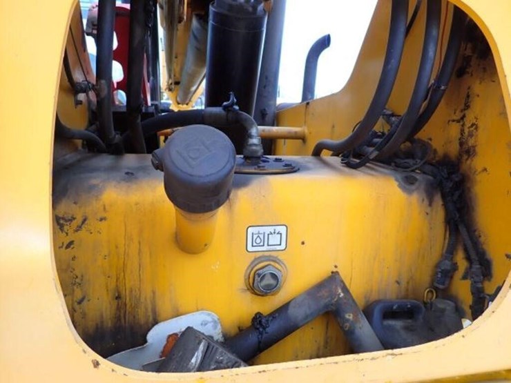 2010-jcb-510-56-image-68