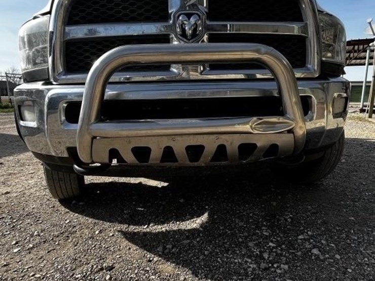 2014-dodge-ram-5500-image-15