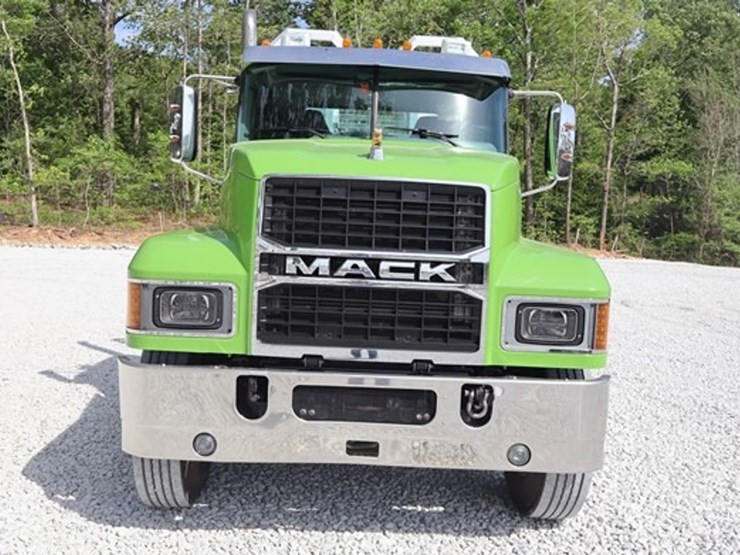 #538-•-2019-mack-pi64t-day-cab-truck-image-8