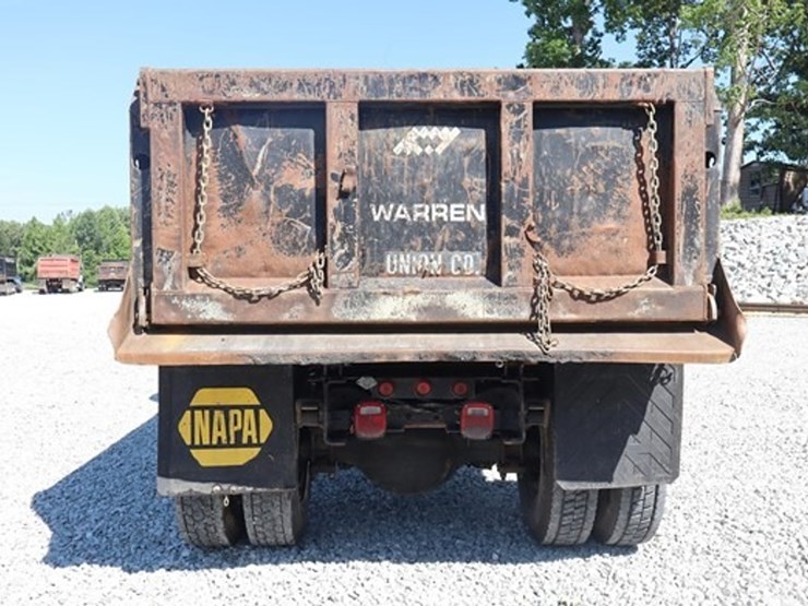 2005-international-durastar-4300-image-4