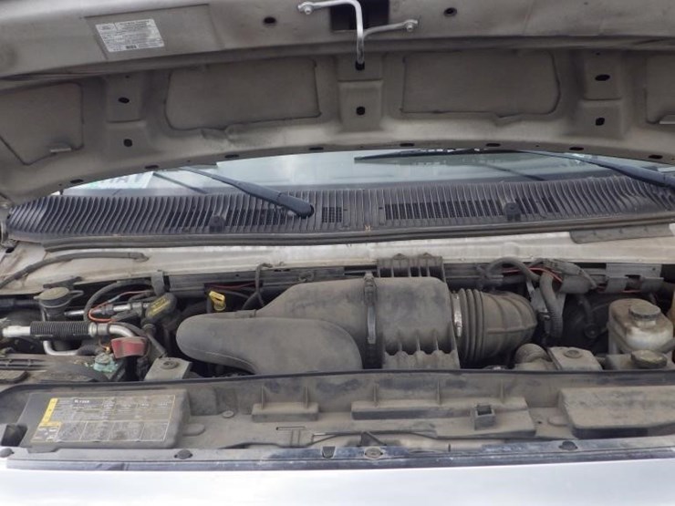 2009-ford-e350-image-25