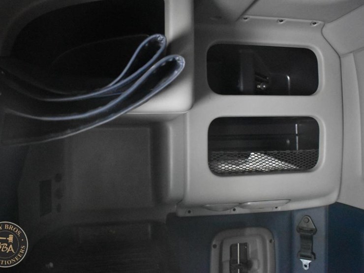 2012-peterbilt-386-image-54