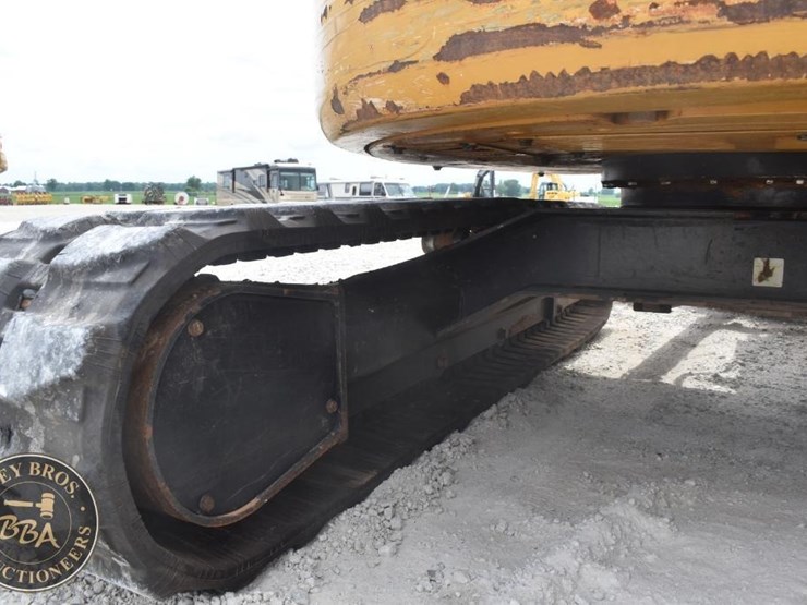 2019-caterpillar-305e2-cr-image-38