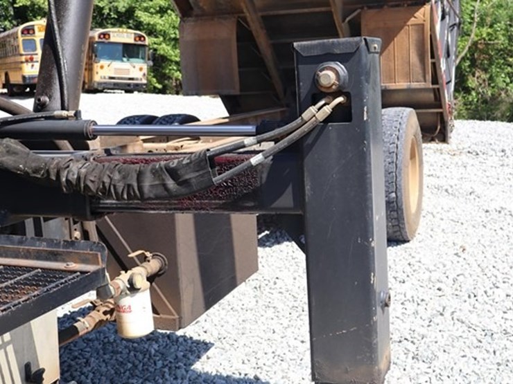 2010-international-transtar-8000-image-21