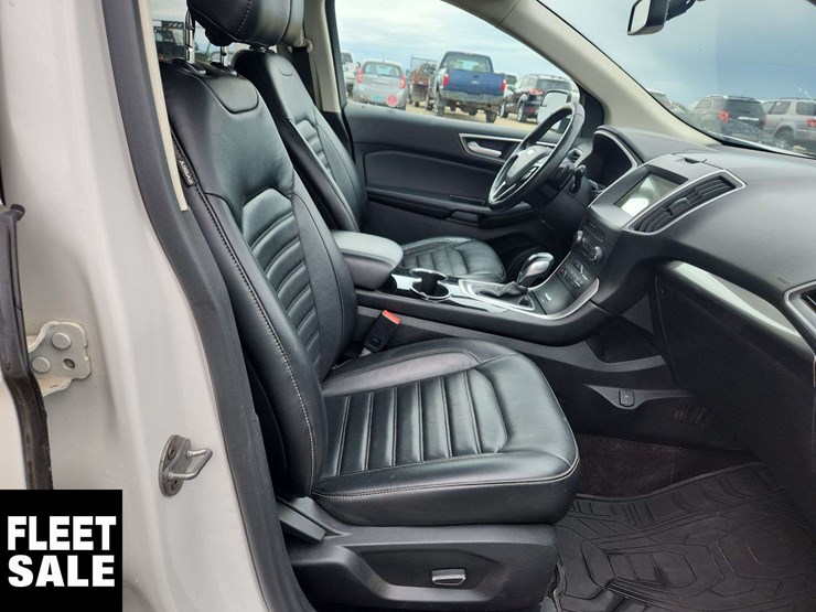 2016-ford-edge-sel-image-15
