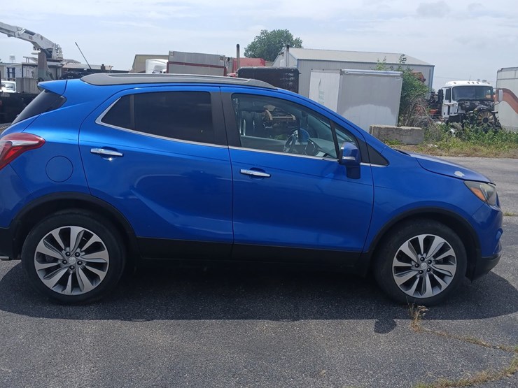 #279-•-2017-buick-oncore-suv---sikeston,-mo-image-2