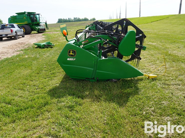 john-deere-635f-image-4